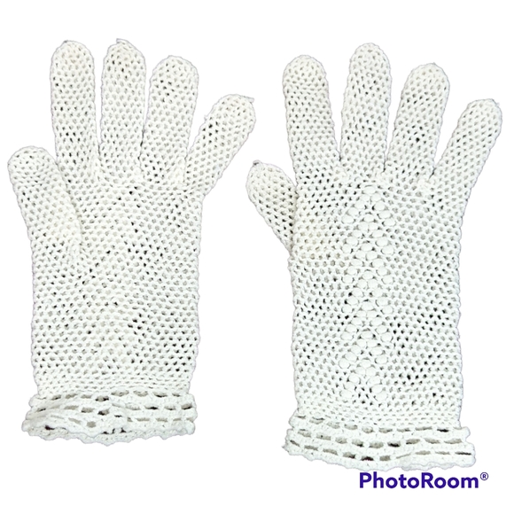 Hand Crocheted Gloves Ladies Size Small Petite White Wedding Party Event - Picture 2 of 9